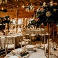 Sala weselna z krzesłami Chiavari| sala-bankietowa-krzesla-chiavari