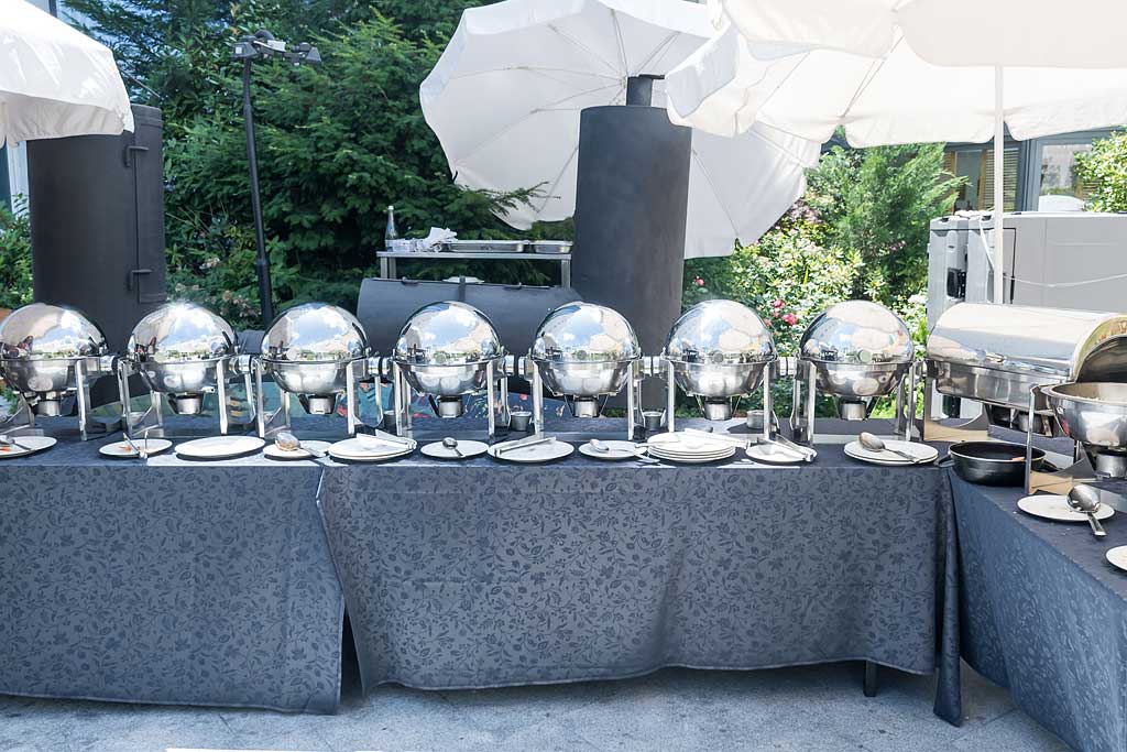 Banquet tables as a catering buffet