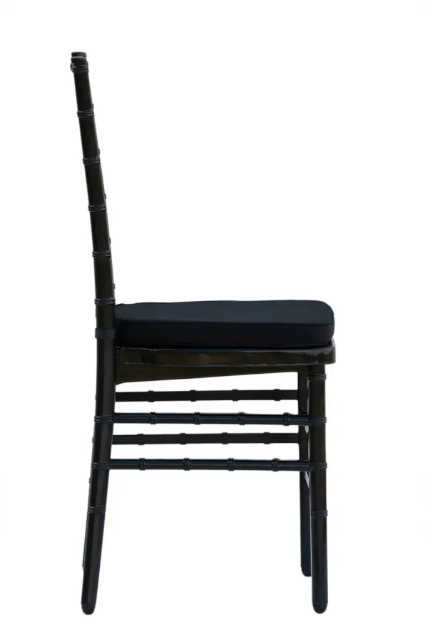 | chiavari-czarne_8183-1webp