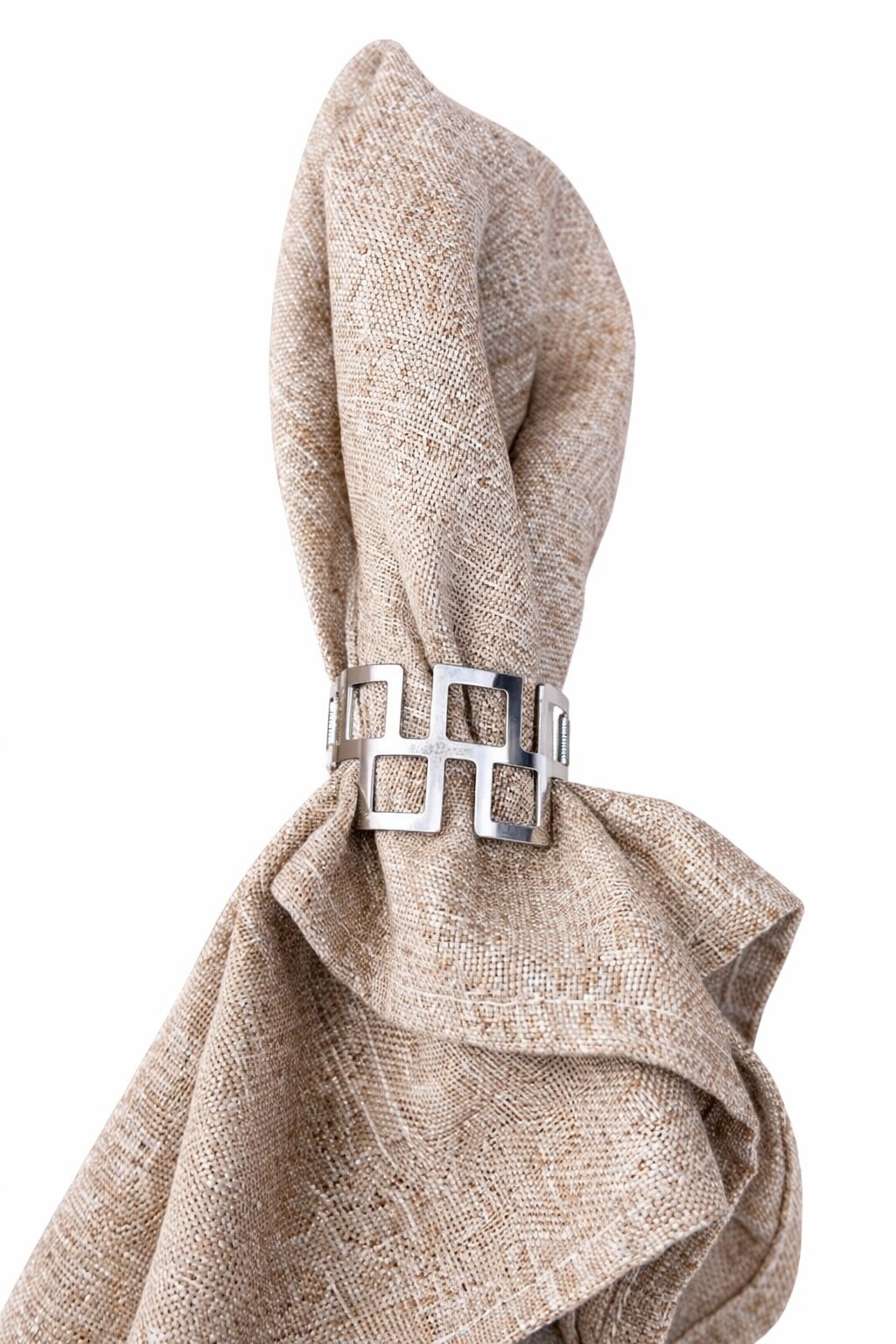 Steel napkin ring – silver, model: 0827-ARP | Bankietowo.eu | Bezowa-serwetka-z-metalowym-pierscieniemjpg