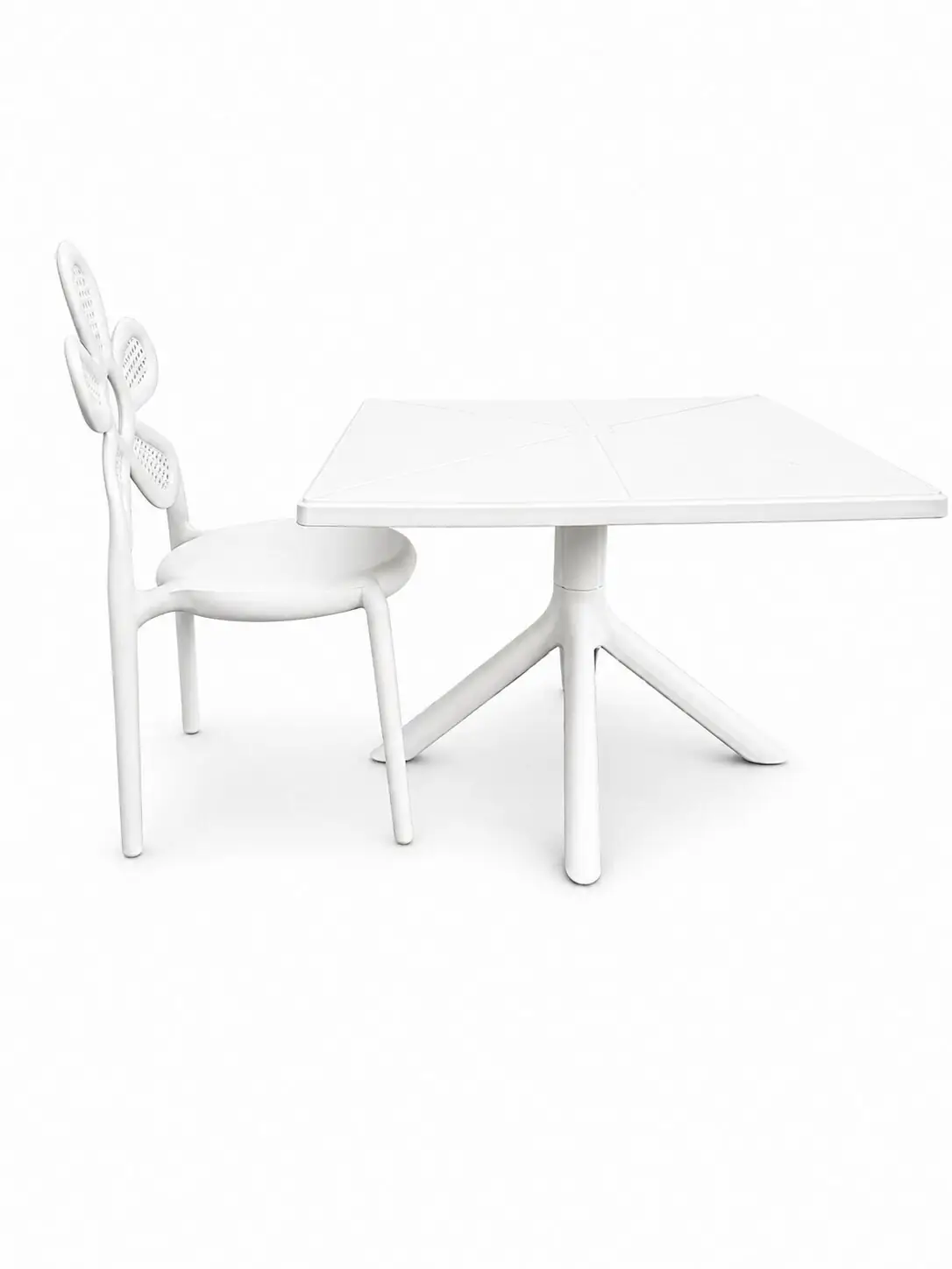 Solo Mini Children’s Table 60x60cm – white | Bankietowo.eu | stolik-solo-dla-dzieci-mini-5jpg